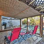 Peaceful San Antonio Oasis With Private Pool And Grill